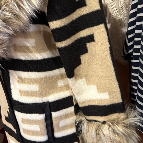 Tasha Polizzi Blanket Coat - Picture 5 of 6